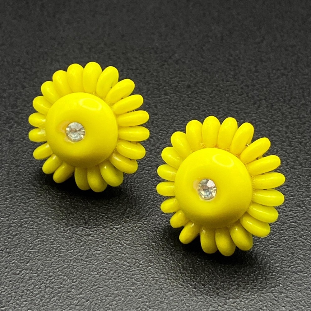 Vintage 60s‎ West Germany Yellow Glass Daisy Flower Clip Earrings Rhinestone